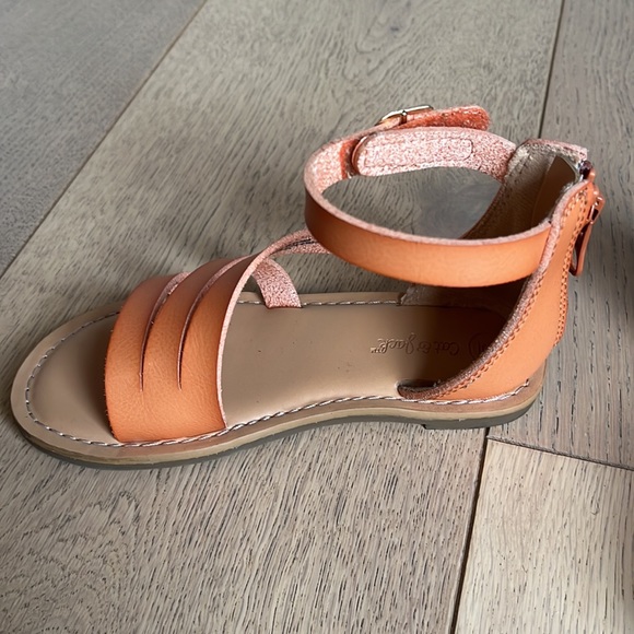 Tan Cat and Jack girls sandals - Picture 4 of 7